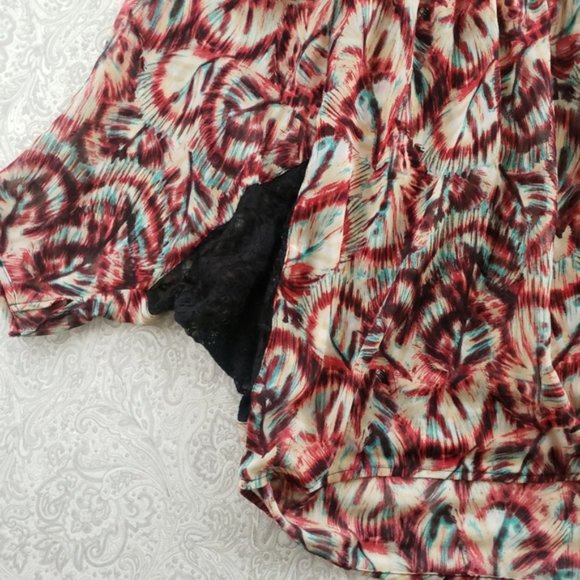 Leaf Print Boho Sheer Bat Wing Shirt - Picture 7 of 7